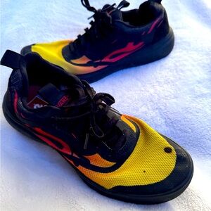 Vans flame fire like new men’s size 9.5